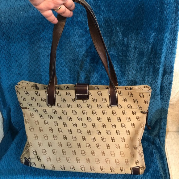 Dooney & Bourke Handbags - Dooney and Bourke